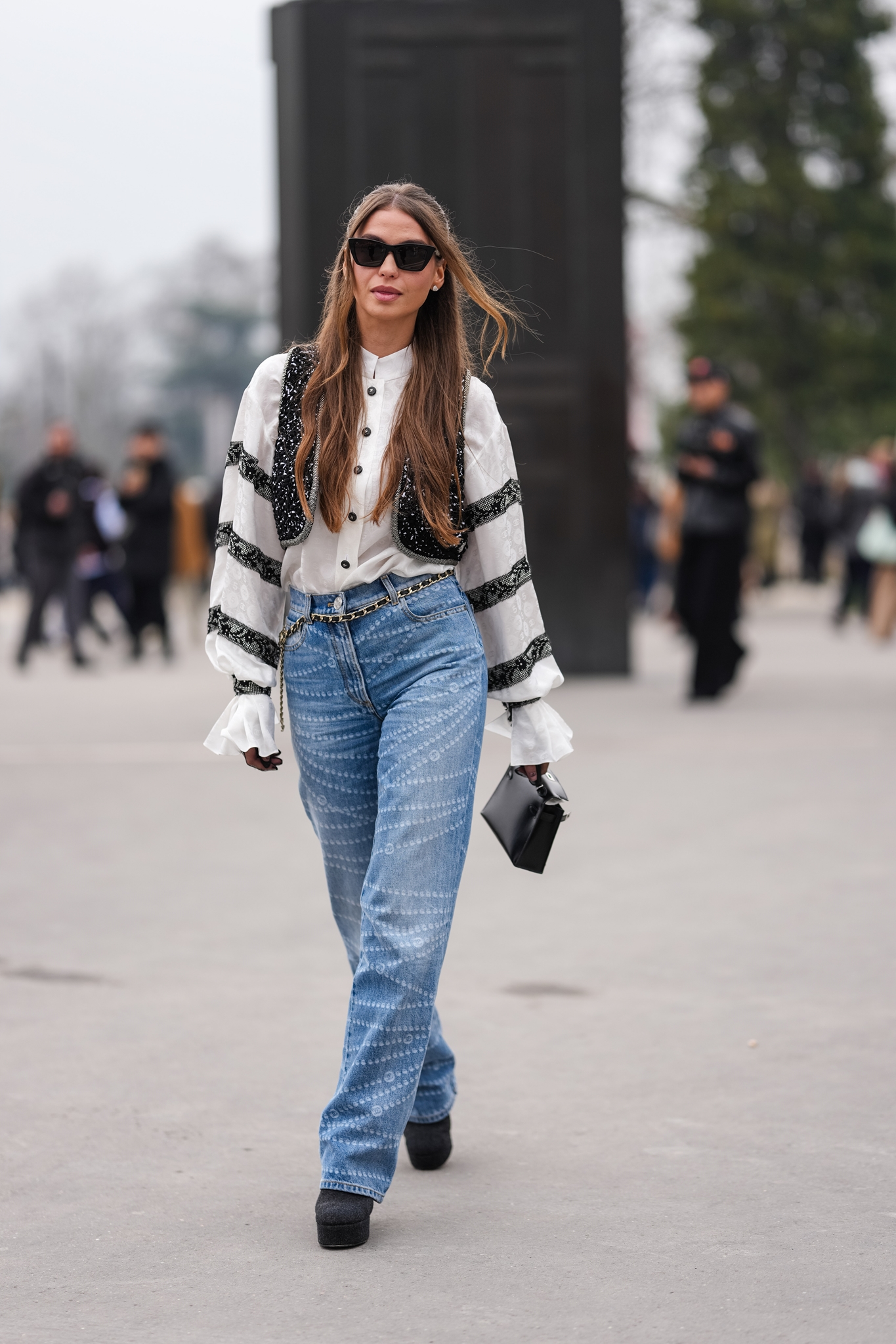 Το καλοκαιρινό φόρεμα με το οποίο έχει πάθει εμμονή η fashion κοινότητα (και θα ερωτευτείς κι εσύ) - εικόνα 7