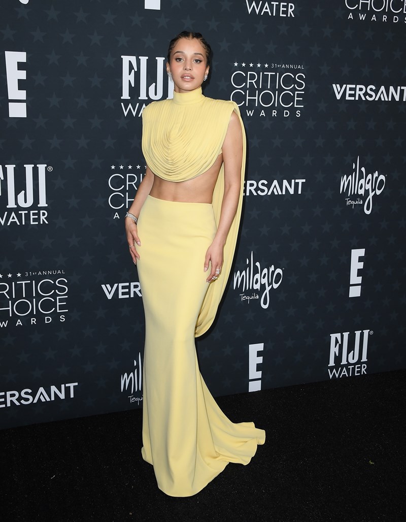 chase-infiniti-elle-gr