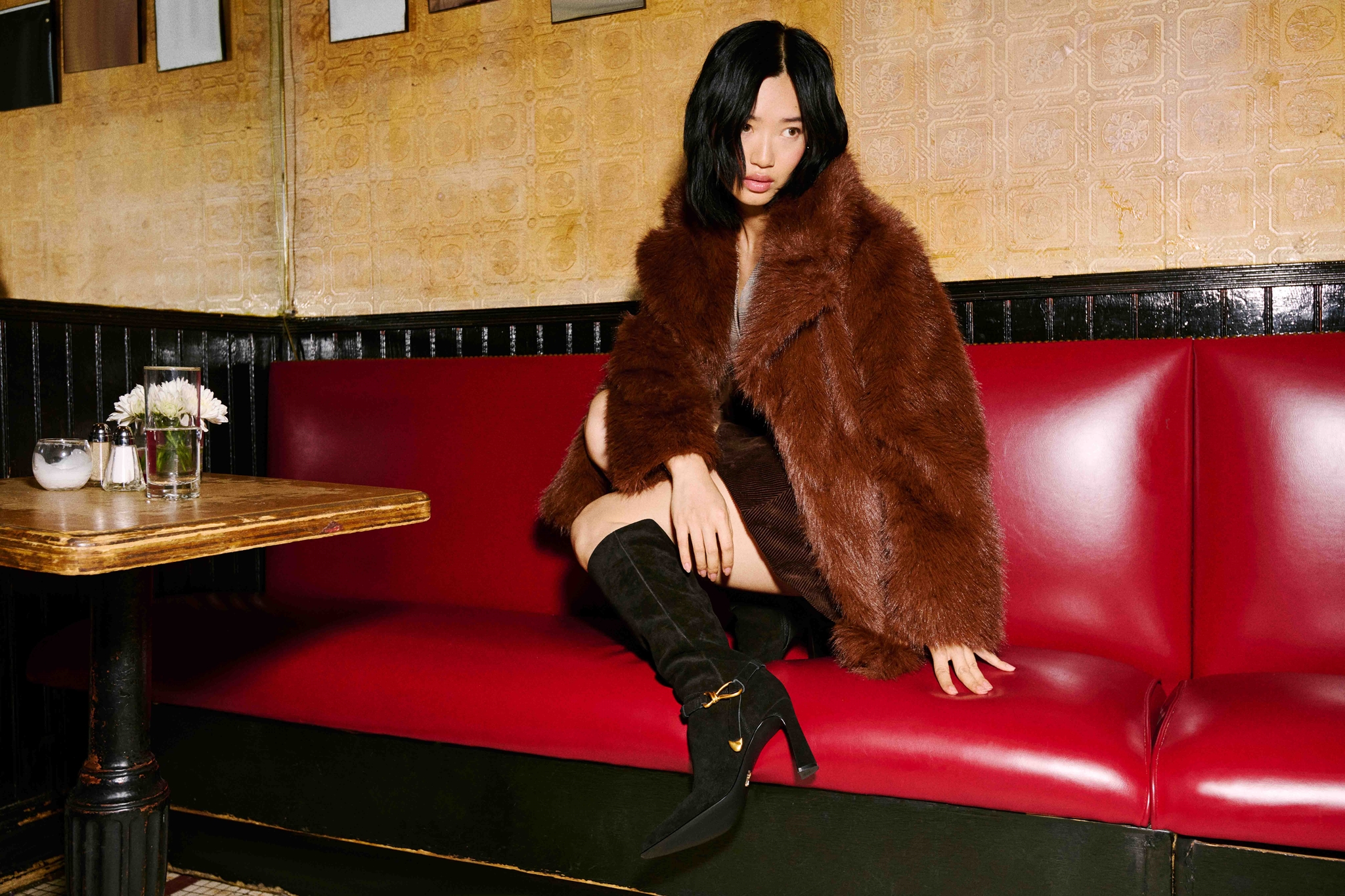 Το αγαπημένο ζευγάρι παπουτσιών των fashion insiders βρίσκεται στα hot items της σεζόν - εικόνα 8