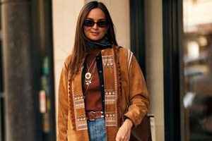 Αυτή είναι η νέα εμμονή στα τζιν που έχει την έγκριση του fashion crowd - εικόνα 1