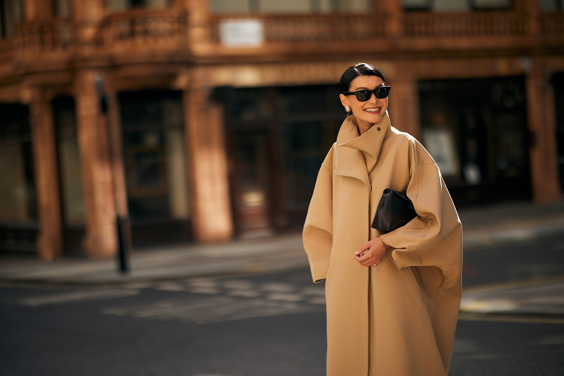 Κρύωσες; Αυτά τα ισοθερμικά κομμάτια θα σε κρατήσουν ζεστή χωρίς να θυσιάσεις το στυλ σου - εικόνα 1