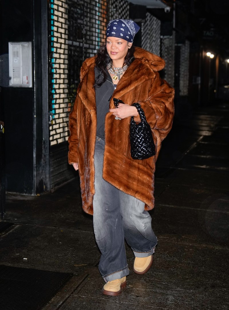 rihanna_elle_gr