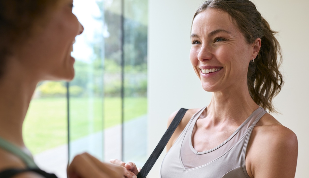 Τι είναι το Νordic walking που σε βοηθά να&nbsp;κάψεις έως και 30% περισσότερες θερμίδες&nbsp;σε σύγκριση με το περπάτημα - εικόνα 1