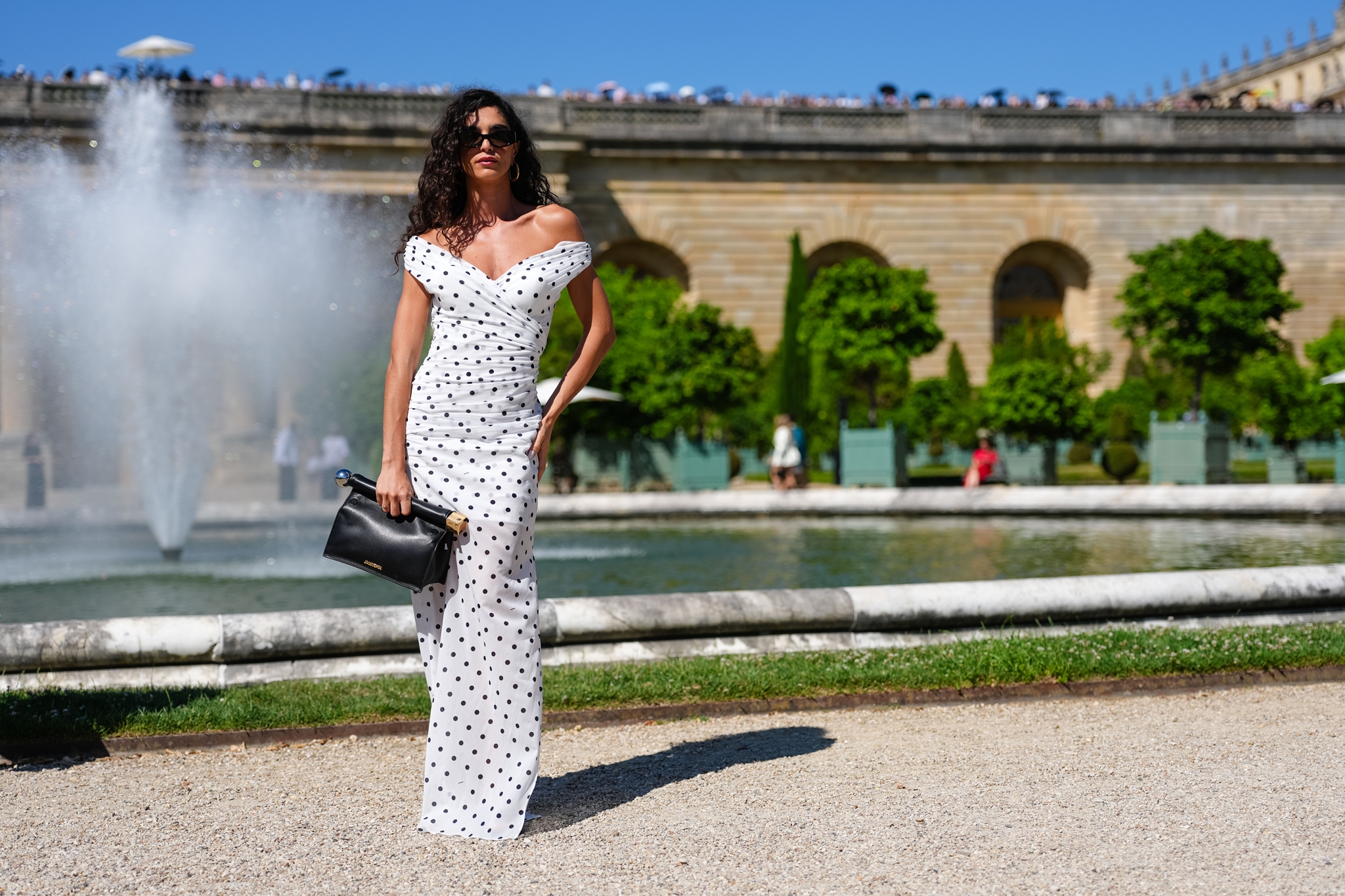 Inspo looks: Εύκολα και έξυπνα outfits που είναι ιδανικά για την ημέρα του ταξιδιού σου - εικόνα 1