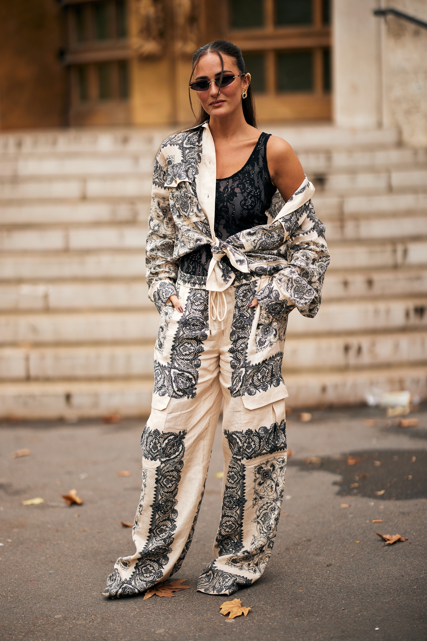 Εβδομάδα Μόδας Υψηλής Ραπτικής: Τα street style looks που ξεχωρίσαμε στους δρόμους του Παρισιού - εικόνα 17