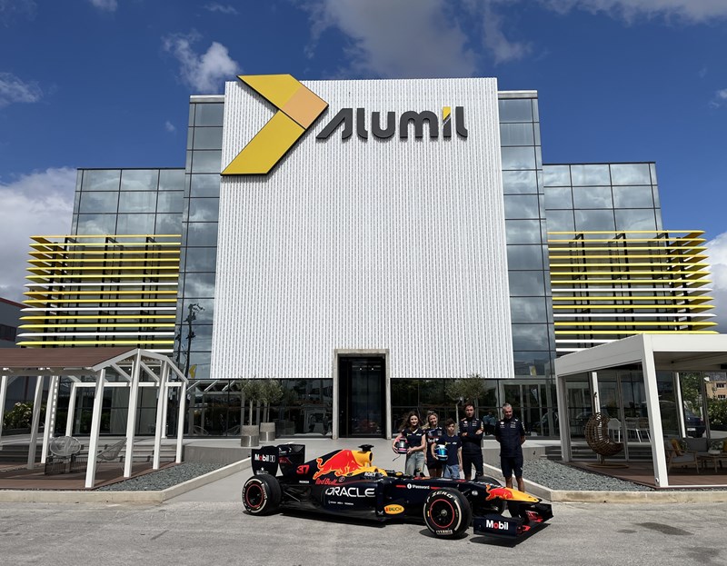 ALUMIL Showroom Athens - RB7