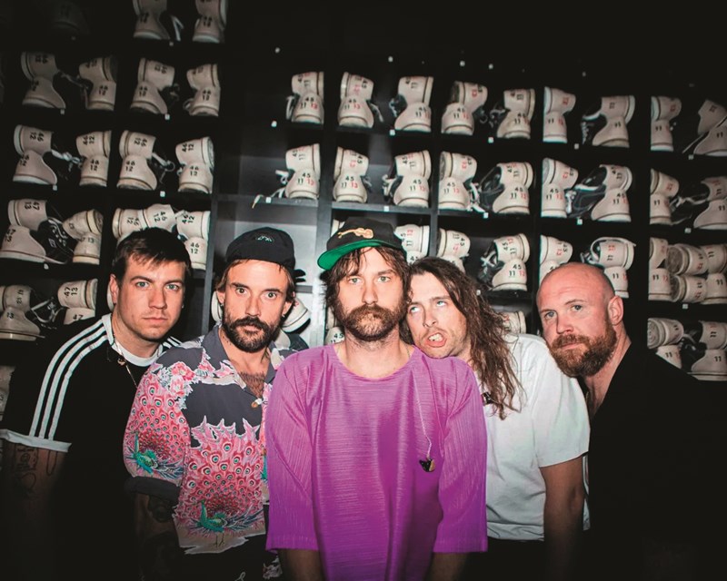 idles