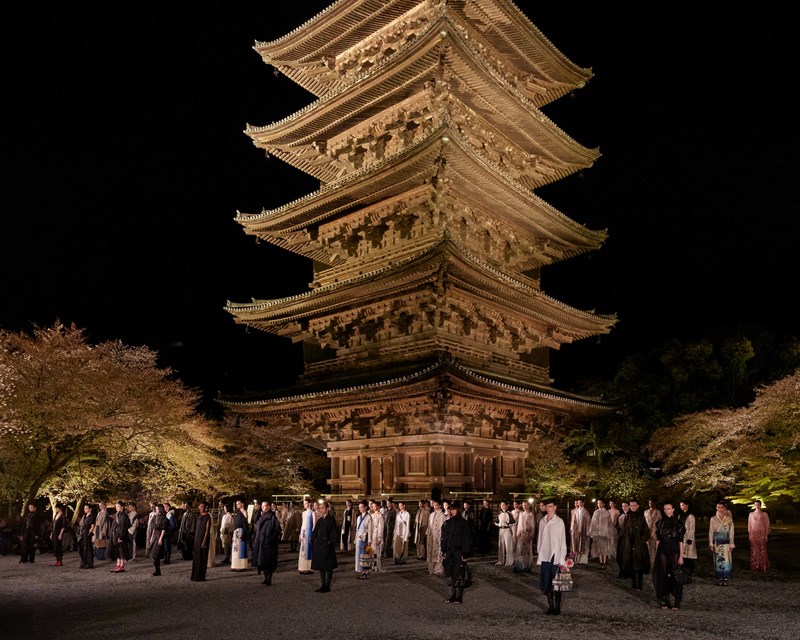 DIOR_W_RTW_FALL25_KYOTO_LOOK