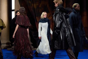 Θα δοκίμαζες την αμφιλεγόμενη τάση που είδαμε στην πασαρέλα της Gucci; - εικόνα 4