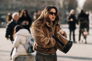 To iconic μπουφάν που έψαχνες εναγωνίως βρίσκεται σε έκπτωση - εικόνα 3