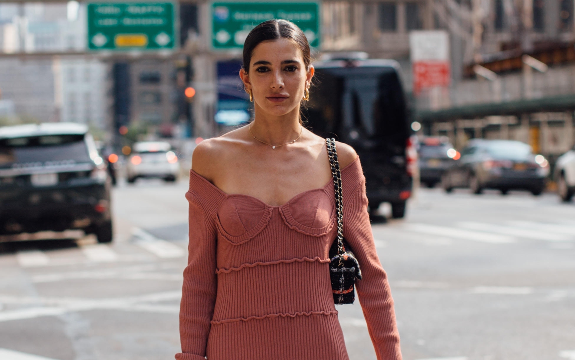 Τα ZARA κομμάτια που ξεχωρίσαμε από τη νέα συλλογή με την υπογραφή της Kate Moss - εικόνα 1