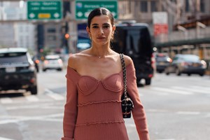 Τα ZARA κομμάτια που ξεχωρίσαμε από τη νέα συλλογή με την υπογραφή της Kate Moss - εικόνα 1