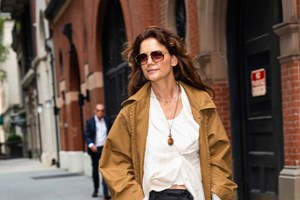 Τι θα φορέσεις στο γραφείο; Η Kendall Jenner σού προτείνει δύο άχαστα outfits - εικόνα 3