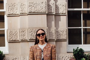 Το πιο stylish combo που φορούν τώρα τα it-girls βρίσκεται ήδη στην ντουλάπα σου - εικόνα 1