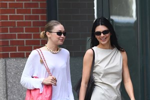 Η Irina Shayk φόρεσε το πιο απίθανο MANGO κοστούμι για τα πάρτι του καλοκαιριού - εικόνα 3