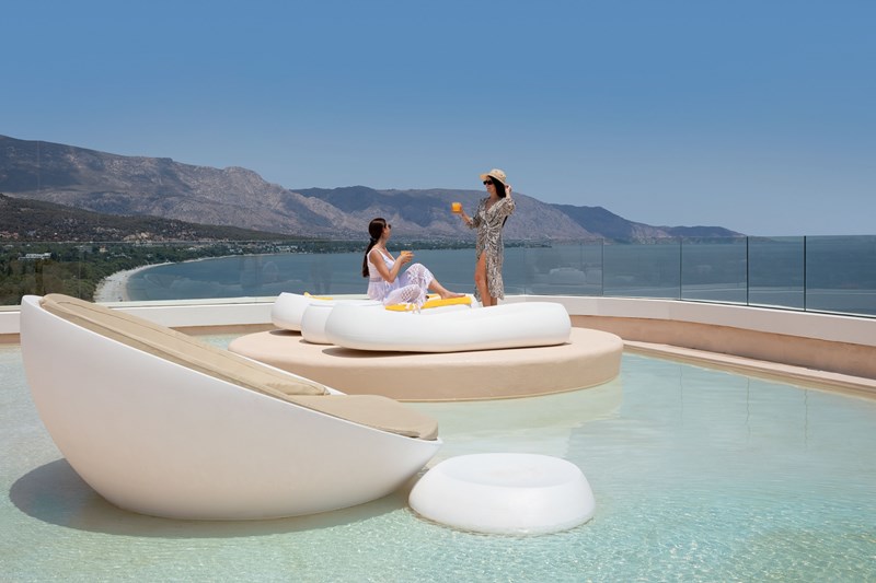 Isla-Brown-Corinthia