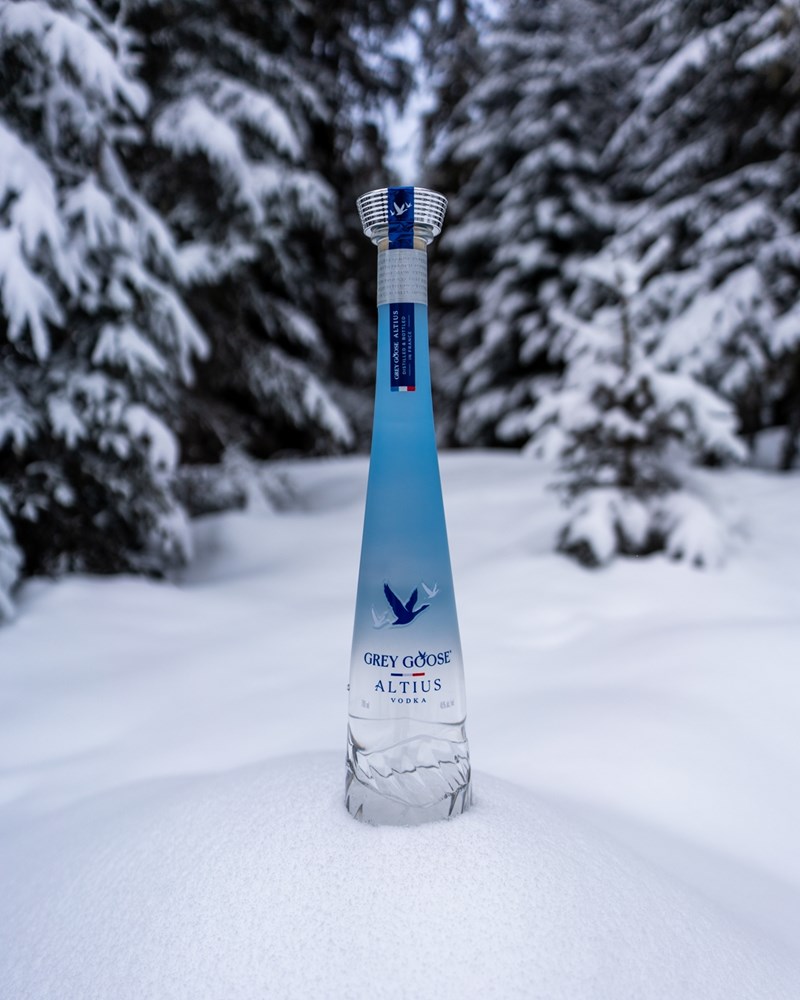 -Grey-Goose-Altius