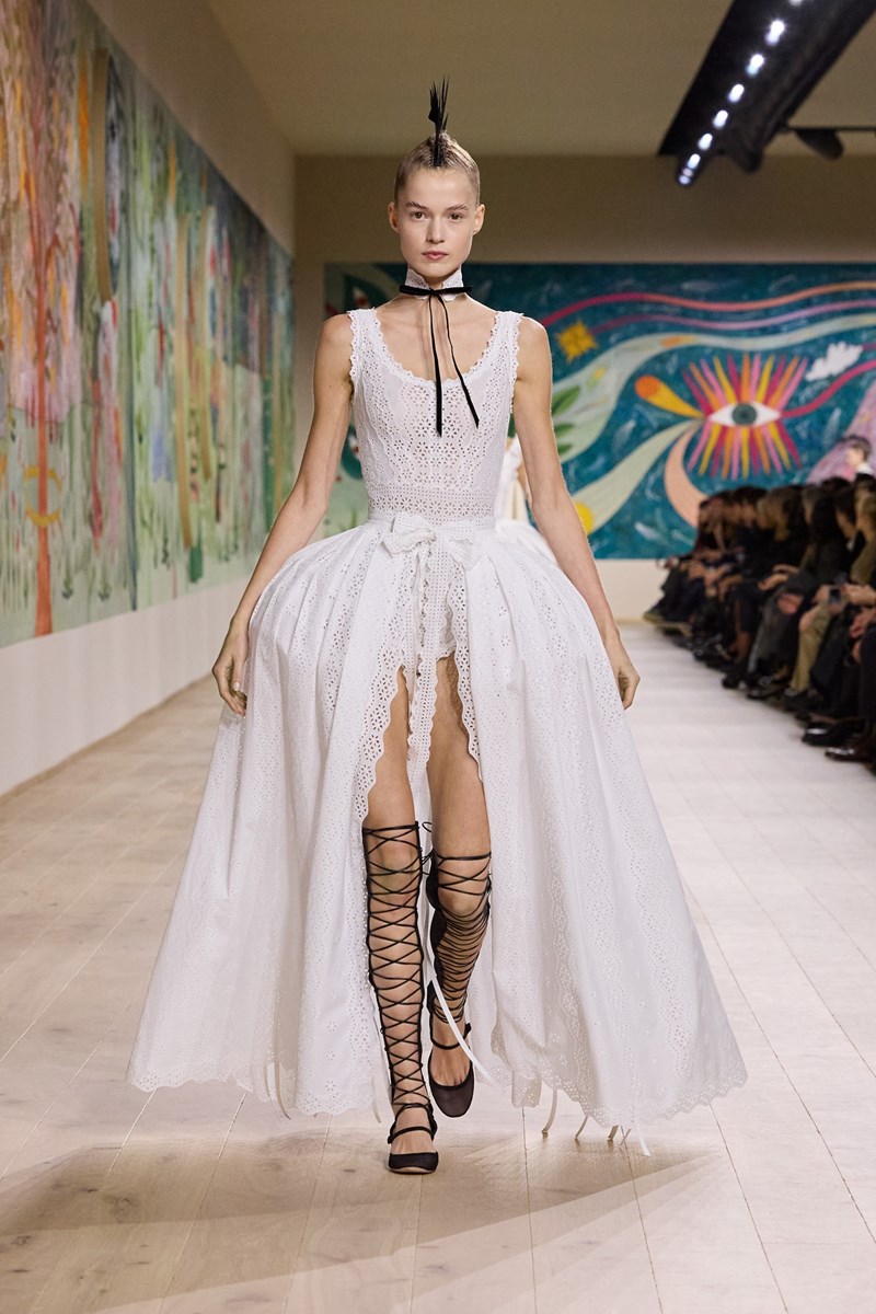 DIOR