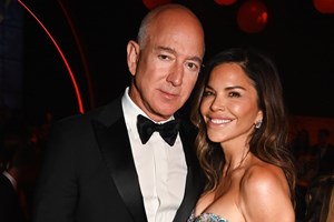 Lauren Sanchez: Η αλλαγή που έκανε αμέσως μετά τον γάμο της με τον Jeff Bezos - εικόνα 1