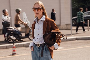 4 λάθη που κάνεις όταν φοράς wide-leg παντελόνι - εικόνα 1