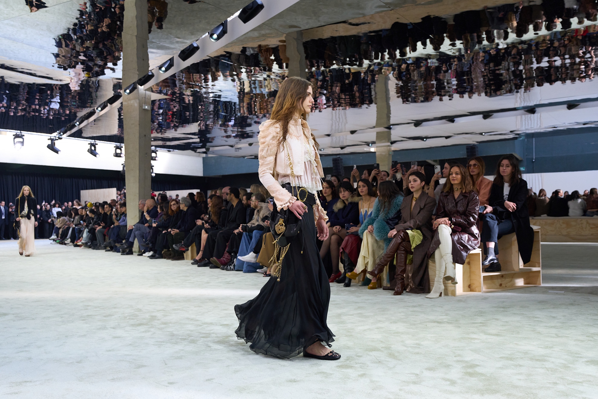 5 κομμάτια στα οποία ορκίζονται οι Γαλλίδες κάθε φθινόπωρο - εικόνα 1