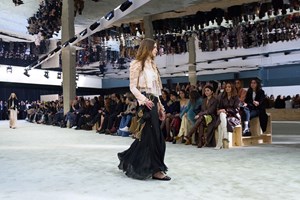 5 κομμάτια στα οποία ορκίζονται οι Γαλλίδες κάθε φθινόπωρο - εικόνα 1