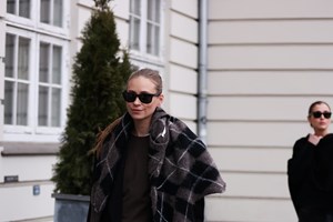 Beanies & Hats: Τα stylish και πρακτικά αξεσουάρ που φοράνε τώρα όλα τα cool girls της Κοπεγχάγης - εικόνα 8