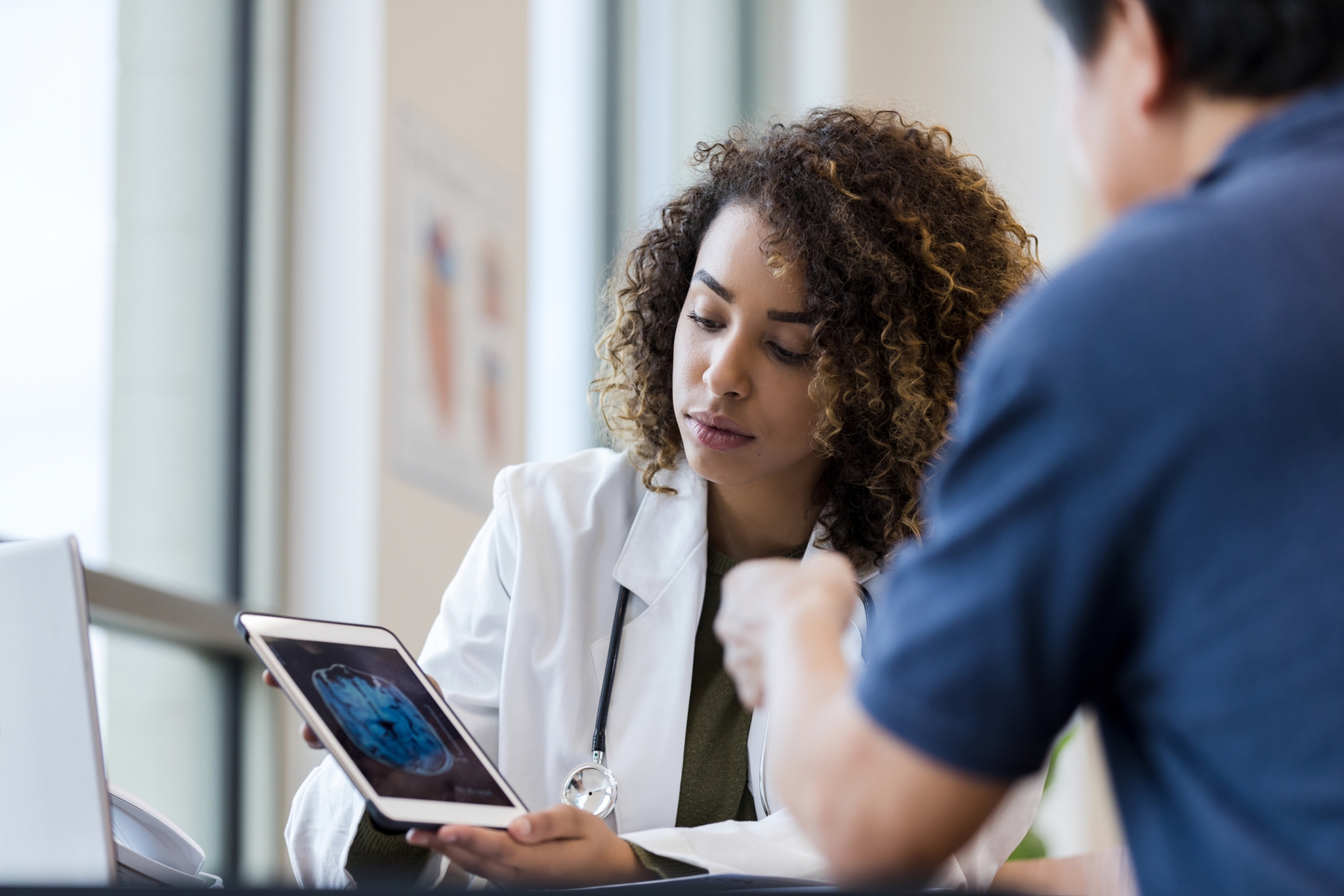 Θες να γερνάς αργά και όμορφα; Αυτές οι αλλαγές στην καθημερινότητά σου θα κάνουν τη διαφορά - εικόνα 2