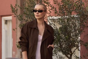 Η Daisy Edgar-Jones φόρεσε το πιο hot top για το καλοκαίρι (που ίσως έχεις στην ντουλάπα σου) - εικόνα 2