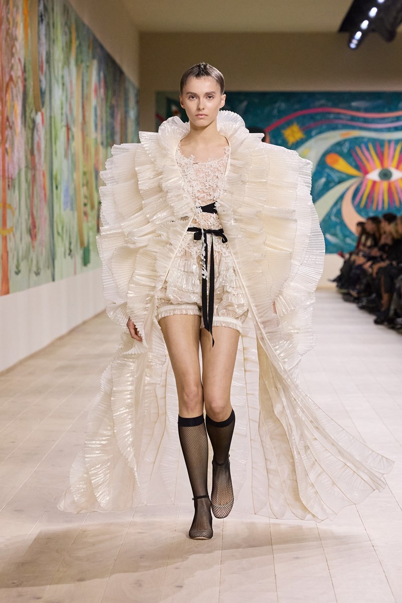 DIOR