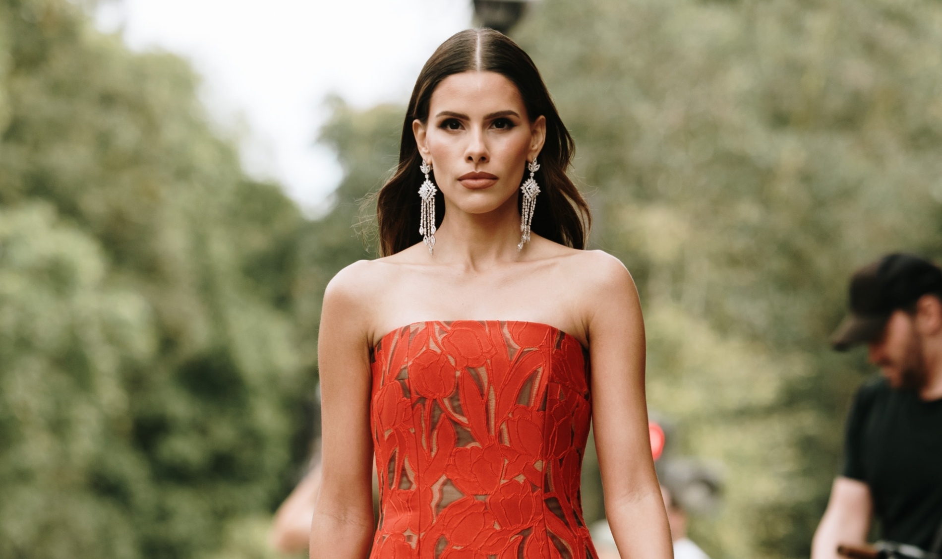 Ανανέωση γκαρνταρόμπας: Αυτές είναι οι κορυφαίες αποχρώσεις που αξίζουν την προσοχή σου τη φετινή άνοιξη - εικόνα 4