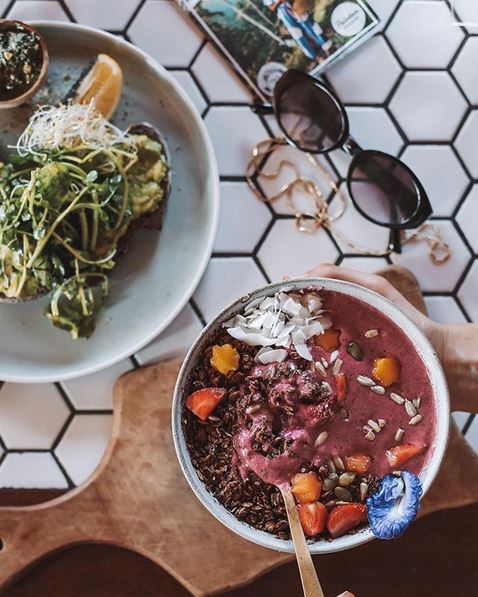 Τα instagram accounts που ακολουθούν όσες αγαπούν την υγιεινή διατροφή