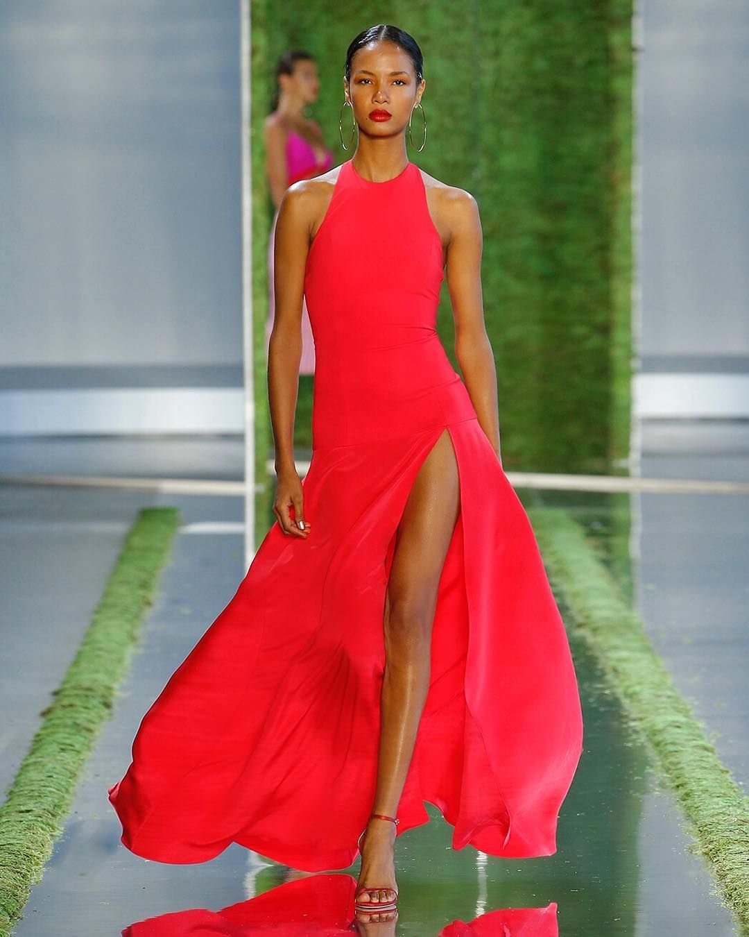 Γιατί αυτό το κραγιόν ταιριάζει σε όλες;