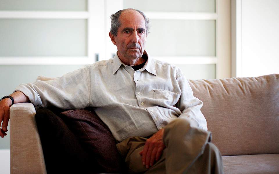 Έφυγε από τη ζωή ο κορυφαίος συγγραφέας Philip Roth