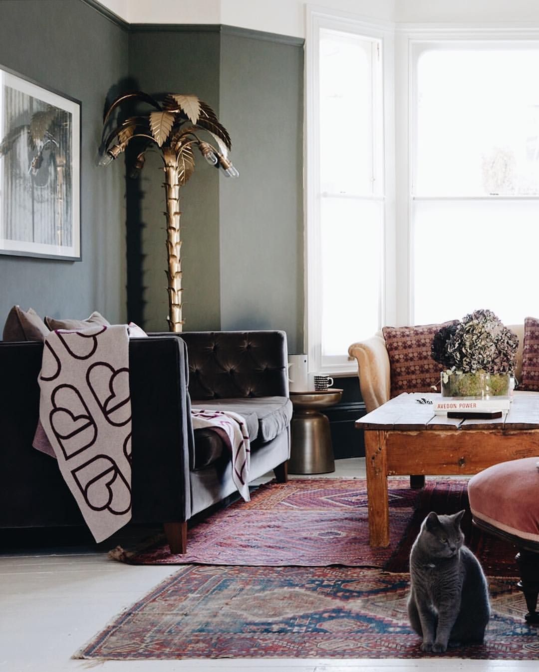 Σας αρέσουν οι χώροι με ζεστή ατμόσφαιρα; Αυτό το account είναι για εσάς