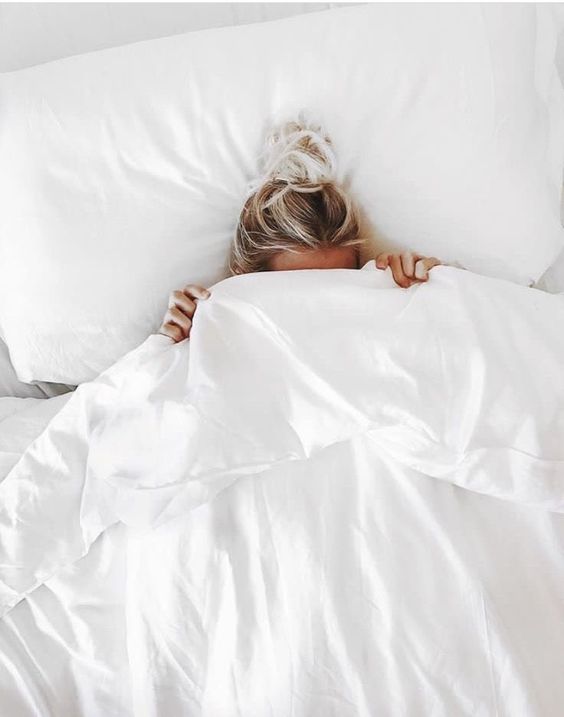 6 λόγοι που νιώθεις συνεχώς κουρασμένη (και δεν έχουν σχέση με τον ύπνο)