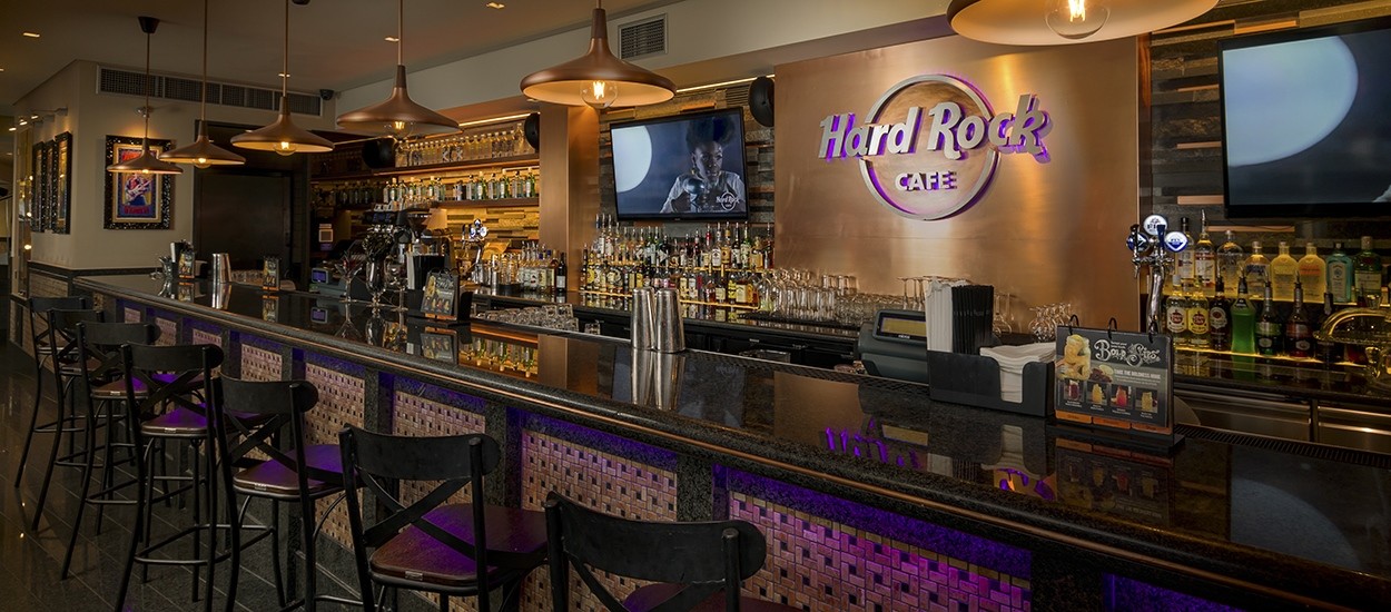 Το Hard Rock Cafe κλείνει τα 47!