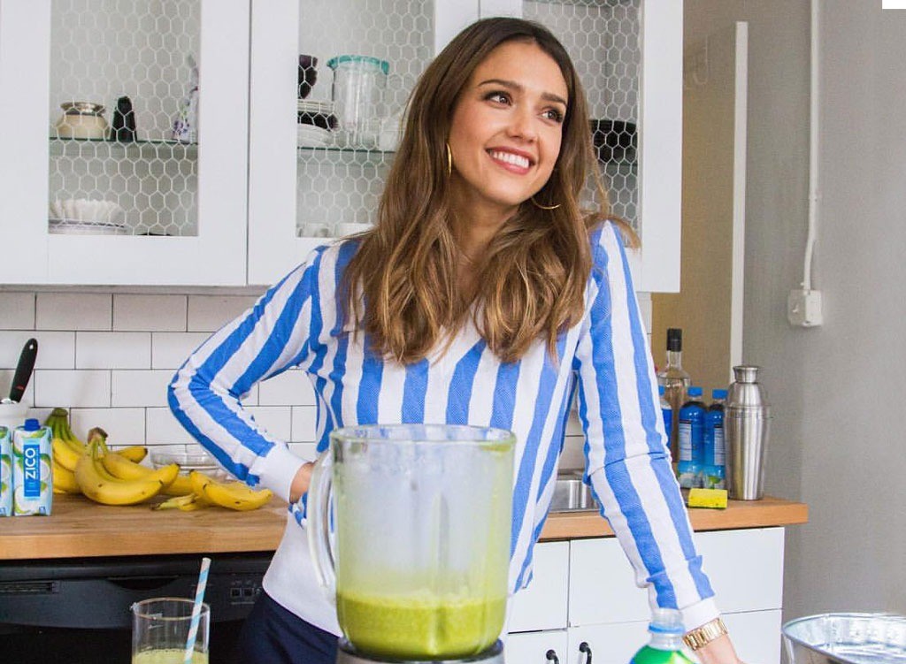 Το smoothie της Jessica Alba που κάνει θαύματα στο δέρμα