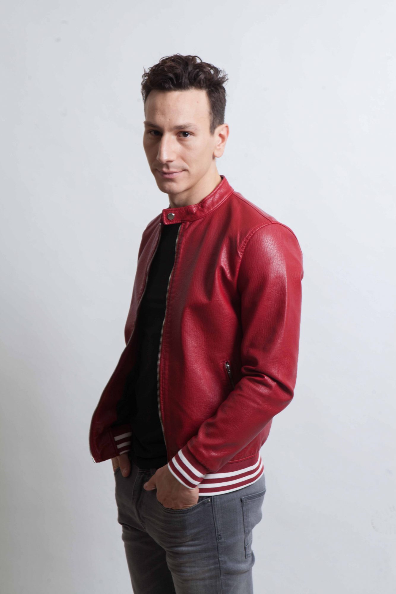 Διαβάστε τη συνέντευξη του ηθοποιού Μιχάλη Σαράντη στο ELLE