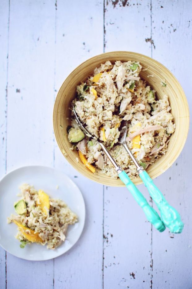 Η συνταγή της ημέρας: Εξωτική κοτοσαλάτα με αβοκάντο