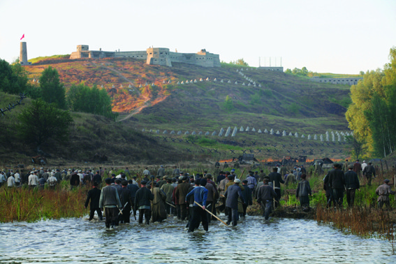 Ψεύτης Ήλιος 3: Το Οχυρό