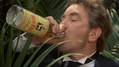 Κάτω Από το Ηφαίστειο