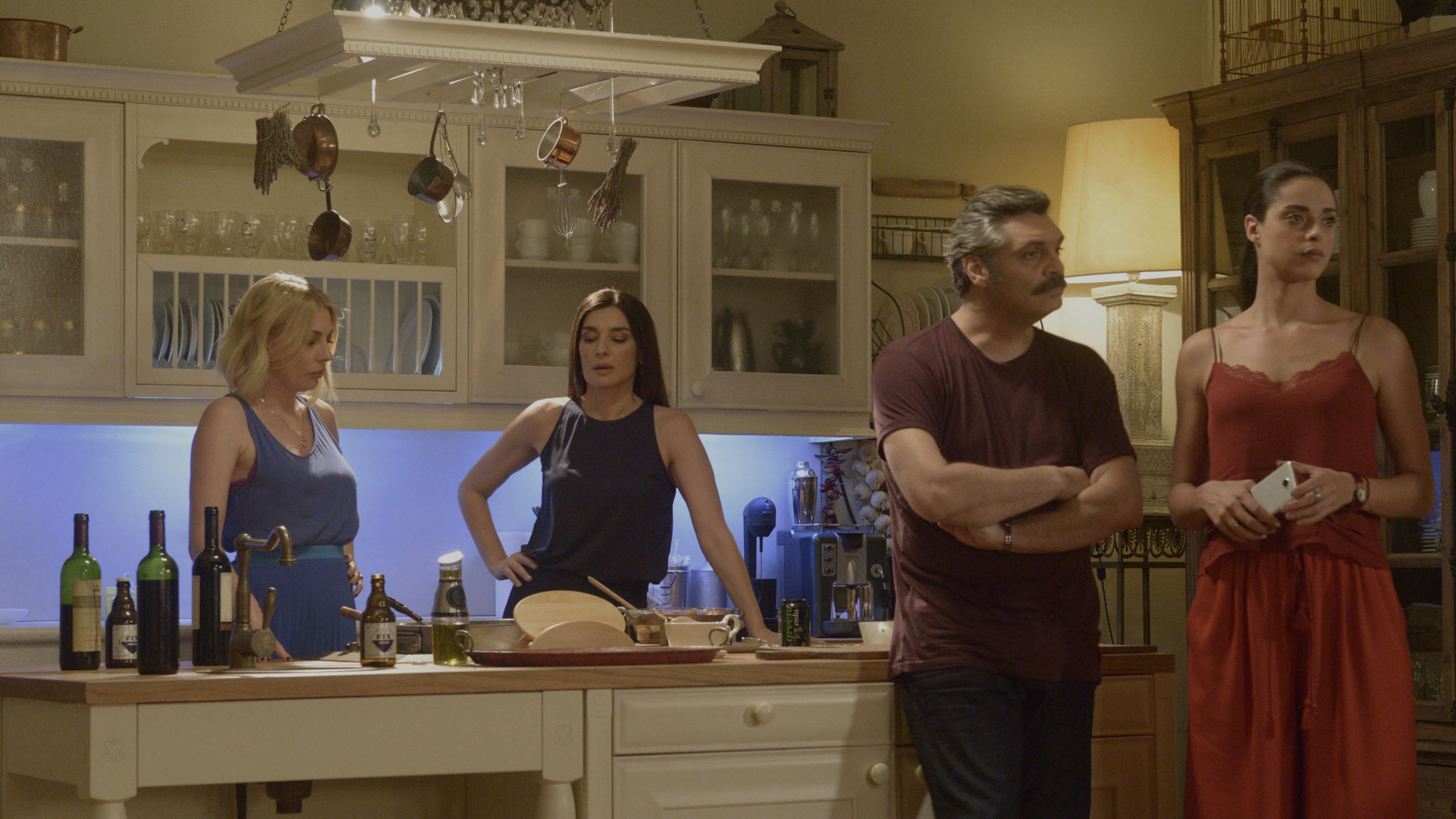 Τέλειοι Ξένοι