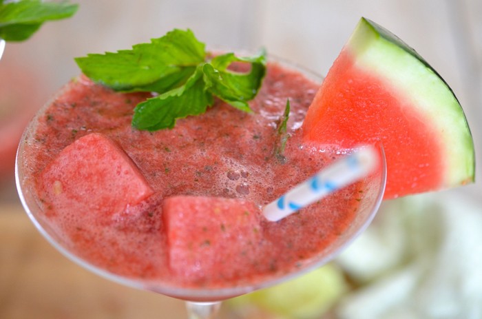 Δροσερά smoothies μάς γεμίζουν ενέργεια