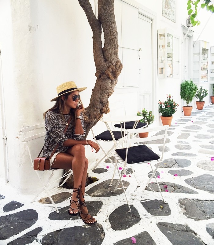 Στη Μύκονο με τη fashion blogger Sincerely Jules