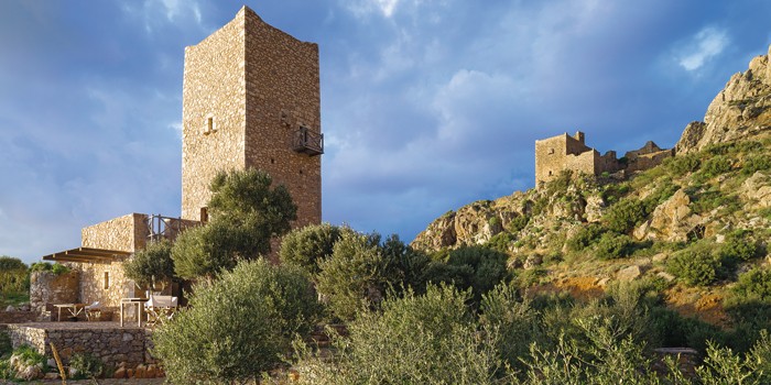 Ένα design πυργόσπιτο στη Μάνη