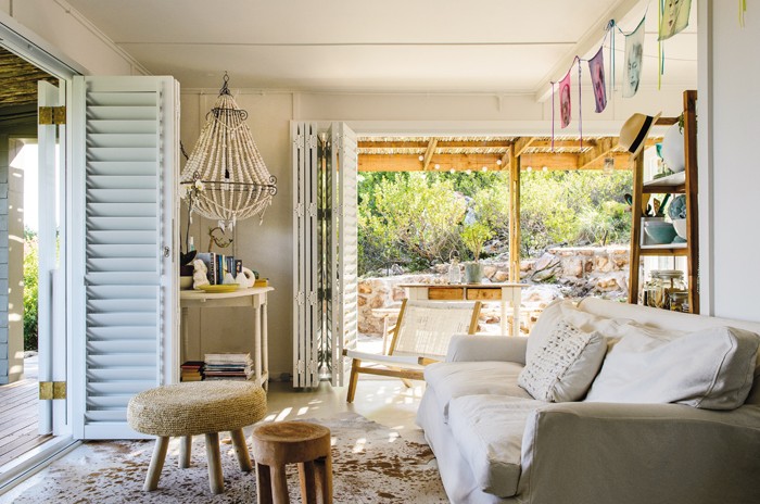 Here comes the sun: Ένα παραθαλάσσιο εξοχικό στο Κέιπ Τάουν