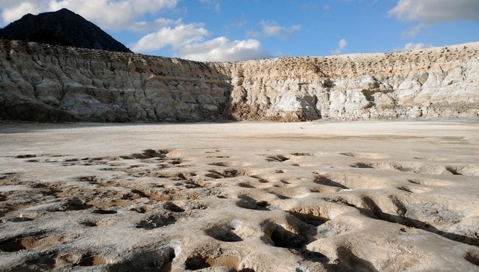 Μουσική στο ηφαίστειο της Νισύρου τη νύχτα της αυγουστιάτικης πανσελήνου