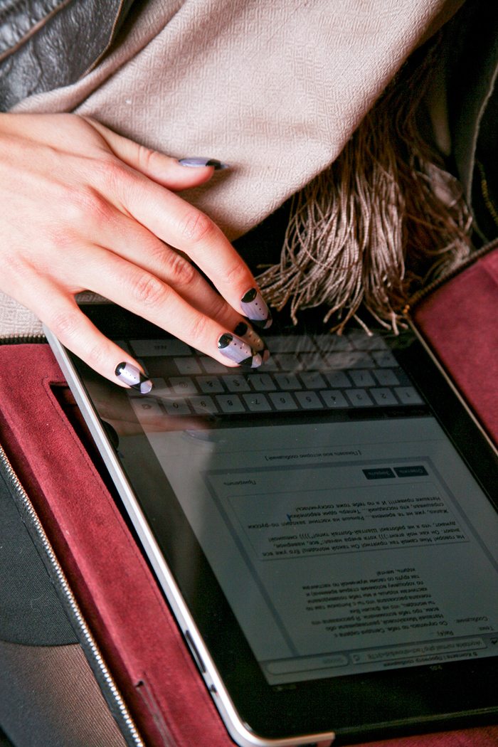 Γιατί πρέπει να σταματήσετε να γκουγκλάρετε τα συμπτώματά σας