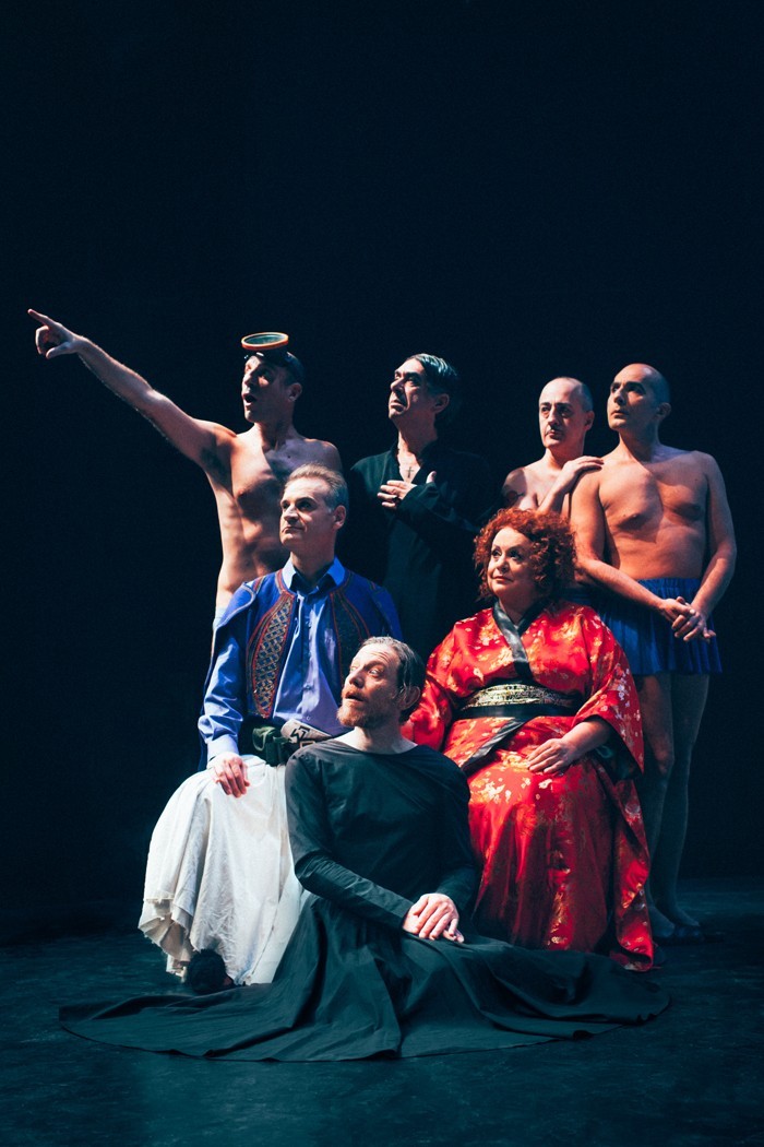 H θεατρική πρόταση της εβδομάδας: «Φαύστα» - Μίλα μου δεκαπεντασύλλαβα